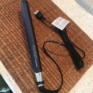 New Aquage 1” Flat Iron by BABylissPro